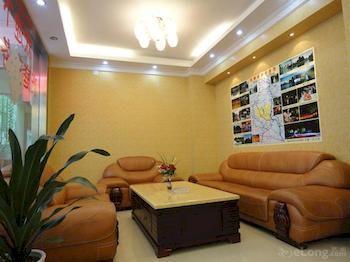 Yangshuo Hao Ting Business Hotel Exterior foto